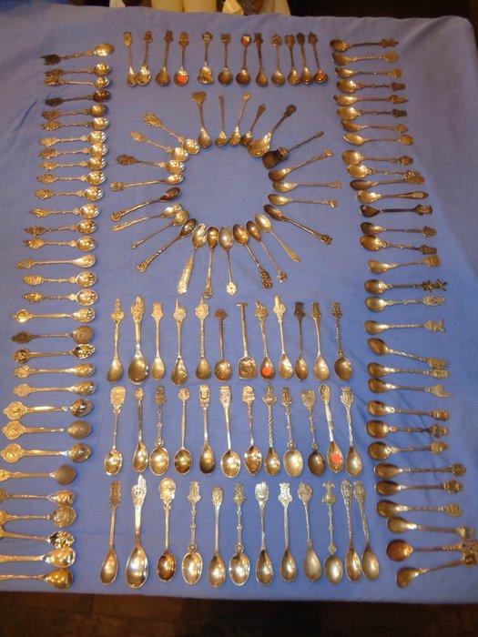 Lepel (154) - Verzilverd en nikkel - Lepeltjes Nederland, Antiek en Kunst, Antiek | Meubels | Tafels