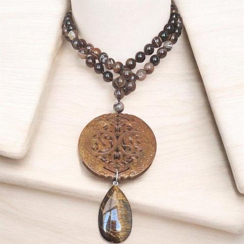 Agatas van tijgeroog+ Chinees talisman ¨bi¨ + tranen van, Verzamelen, Mineralen en Fossielen