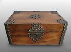 Prachtige boodschappenkist in Indo-Engelse stijl. - Mahonie,, Antiek en Kunst