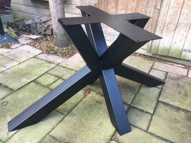 De goedkoopste industriële stalen Matrix onderstellen, Huis en Inrichting, Tafels | Eettafels, Nieuw, Metaal, Ovaal, Ophalen of Verzenden