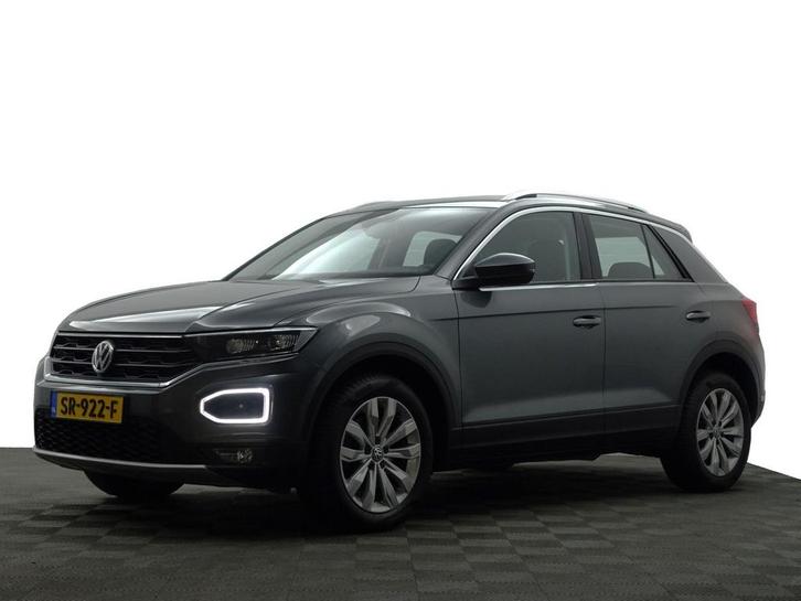 Zakelijke Lease |  Volkswagen T-Roc 1.0 TSI Advance+, Auto's, Volkswagen, Dealer onderhouden, Lease, Zwart, Handgeschakeld, SUV of Terreinwagen