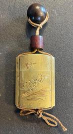 Inro (mini pilulier japonais) oud, van messing, uit de, Antiek en Kunst