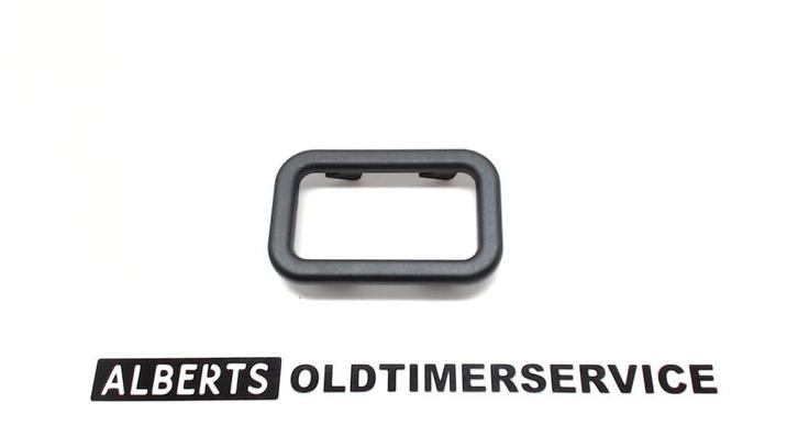 Handgreep frame binnenzijde, Mercedes Mercedes 406–608 Düdo, Auto-onderdelen, Carrosserie en Plaatwerk, Nieuw, Mercedes-Benz, Oldtimer onderdelen