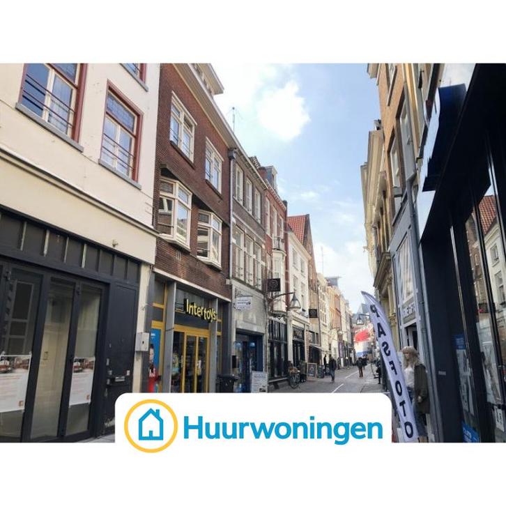 Te huur: Kamer Lange Bisschopstraat in Deventer, Huizen en Kamers, Kamers te huur