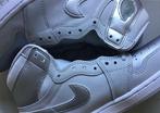 Nike - Air Jordan 1 High - High-top sneakers - Maat: EU 42 -, Nieuw