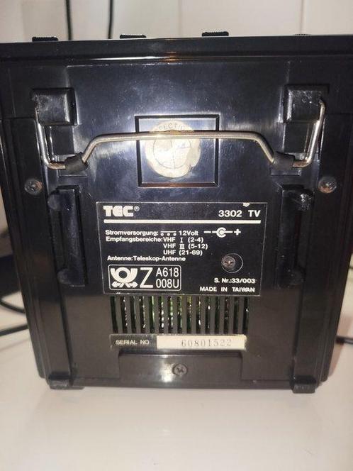 Televisie - Mini draagbare tv TEC 3302, Antiek en Kunst, Kunst | Designobjecten