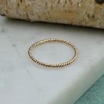 Tricolor gouden gedraaide aanschuifring (witgoud, roségoud), Sieraden, Tassen en Uiterlijk, Ringen, Gebruikt, Overige kleuren