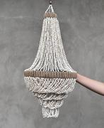 NO RESERVE PRICE - SL13 - Stunning Shell Chandelier /