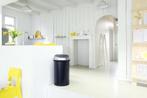 Brabantia Touch Bin Prullenbak - 60 liter - Matt Black/Matt, Huis en Inrichting, Verzenden, Zo goed als nieuw