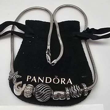 Pandora Ketting 8 bedels Zilver | Nette Staat beschikbaar voor biedingen