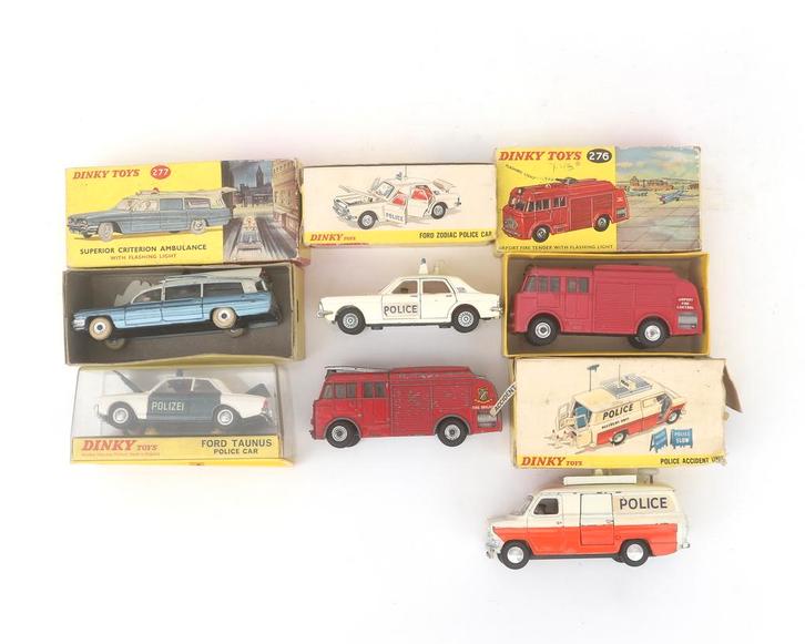 Een kavel modelautos, Dinky Toys, 20e eeuw (6), Hobby en Vrije tijd, Modelbouw | Radiografisch | Auto's, Gebruikt
