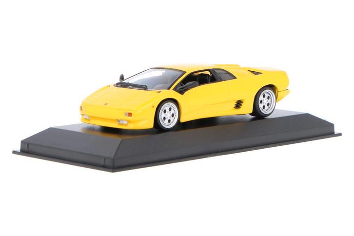 Lamborghini Diablo 940103571 Maxichamps  Modelauto 1:43, Hobby en Vrije tijd, Modelauto's | 1:43, Verzenden