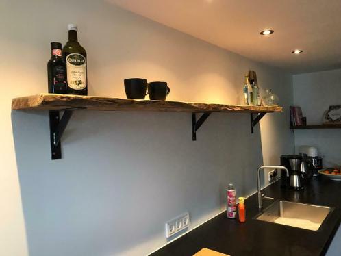 Robuuste wandplanken van oud eiken,eiken, boomstamplanken, Huis en Inrichting, Woonaccessoires | Wandplanken en Boekenplanken