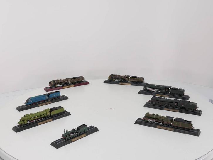 Schaal 1:100 (past H0) Edition Atlas Collections 7 locs n..., Hobby en Vrije tijd, Modeltreinen | H0, Overige typen, Gebruikt