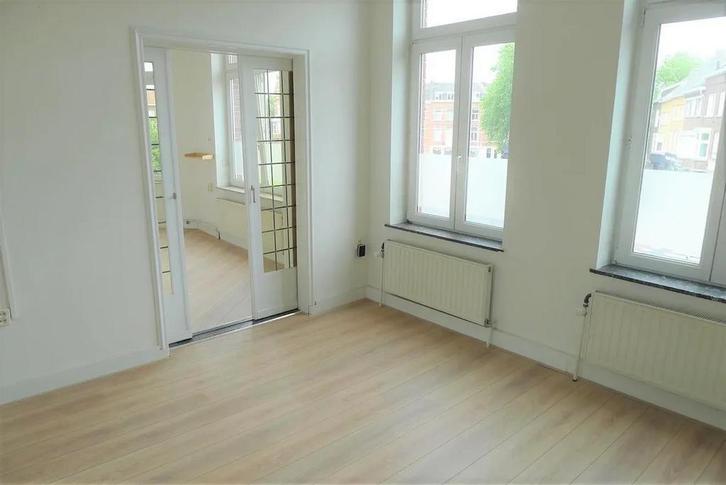 Te huur: Appartement Koningin Emmaplein in Maastricht, Huizen en Kamers, Huizen te huur, Limburg, Appartement