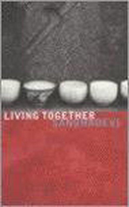 Living Together 9781899579501 Sanghadevi, Boeken, Overige Boeken, Gelezen, Verzenden