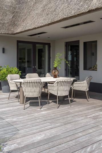 4 Seasons Outdoor Montera tuinset terre met Arizona tafel beschikbaar voor biedingen