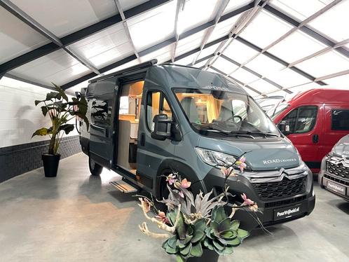 Pössl 640 uit 2024 Lengtebedden Buscamper, Caravans en Kamperen, Campers, Diesel, tot en met 4, 6 tot 7 meter, Pössl, Bus-model