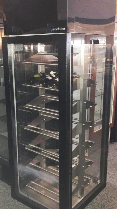 Showroommodel Precision wijn display koelkast, Zakelijke goederen, Horeca | Keukenapparatuur, Gebruikt, Ophalen