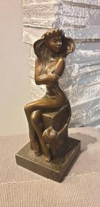 Jose Miguel Pino - Beeld, bronze statue of a girl in the, Antiek en Kunst