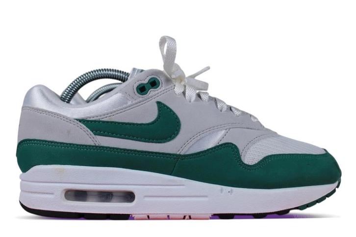 SALE! Nike Air Max 1 Anniversary Evergreen Aura • 41, Kleding | Heren, Schoenen, Sneakers of Gympen, Ophalen of Verzenden