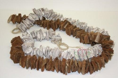 Coco Guirlande ketting Coco stukjes Naturel 1 m, Huis en Inrichting, Woonaccessoires | Kunstplanten en Kunstbloemen, Nieuw, Ophalen of Verzenden