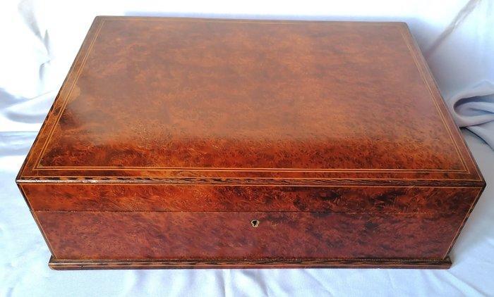 Bordspel - Antique Austrian Chess, Antiek en Kunst, Antiek | Overige Antiek