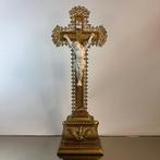 Crucifix - Antiek Frans Altaarkruisbeeld – Verguld Hout,