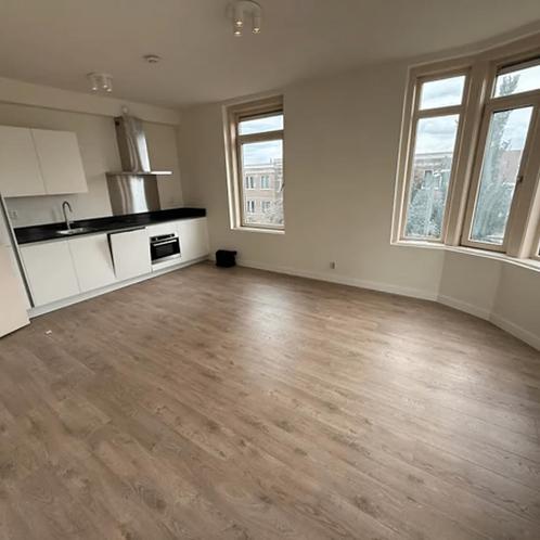 Gemeubileerd 4-kamer appartement met luxe badkamer..., Huizen en Kamers, Huizen te huur, Direct bij eigenaar, Rotterdam, Appartement