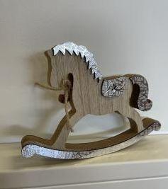 Houten hobbelpaard /st  naturel met zilverwas handgemaakt, Hobby en Vrije tijd, Knutselen, Nieuw, Ophalen of Verzenden