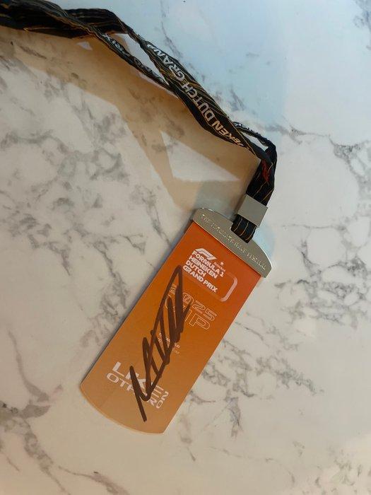 Red Bull Racing - Max Verstappen - 2025 - Paddock pass, Verzamelen, Automerken, Motoren en Formule 1