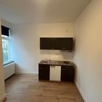 Kamer met Privé Keuken te Huur gevonden in Leeuwarden, Huizen en Kamers, Kamers te huur, Minder dan 20 m², Leeuwarden