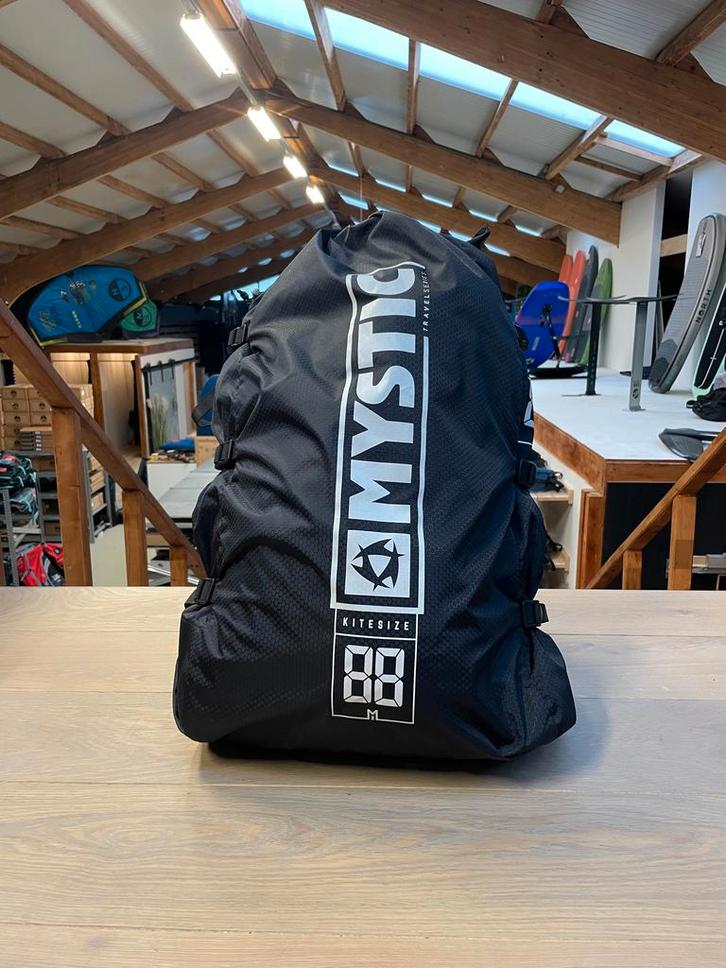 Evo 2019 9m - Used - 10, Watersport en Boten, Kitesurfen, Ophalen of Verzenden