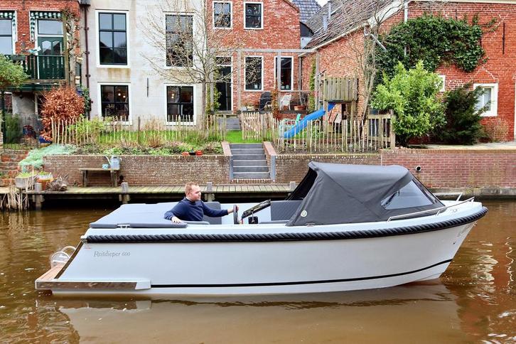 Reitdieper 600 Tender | Elektrisch | 8 uur varen | 6 pers, Watersport en Boten, Sloepen, Buitenboordmotor, Tot 10 pk, 3 tot 6 meter