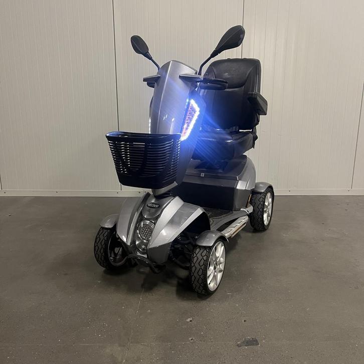 Scootmobiel Supreme 4-wiel incl. nieuwe accus | Drive, Diversen, Brommobielen en Scootmobielen, 36 t/m 45 km, Gebruikt, Drive