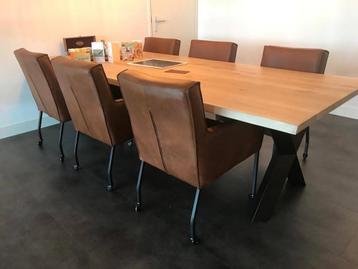 Set van 6 leren eetkamerstoelen - met armleuning en wieltjes