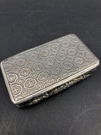 Kist - Snuifdoos - .800 zilver - Zilveren niello snuifdoos, Antiek en Kunst, Antiek | Goud en Zilver