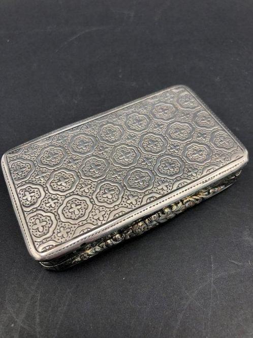 Kist - Snuifdoos - .800 zilver - Zilveren niello snuifdoos, Antiek en Kunst, Antiek | Goud en Zilver