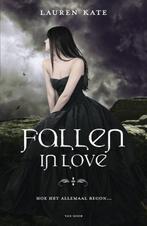 Fallen in love | 9789000307043 | Lauren Kate, Boeken, Zo goed als nieuw, Lauren Kate