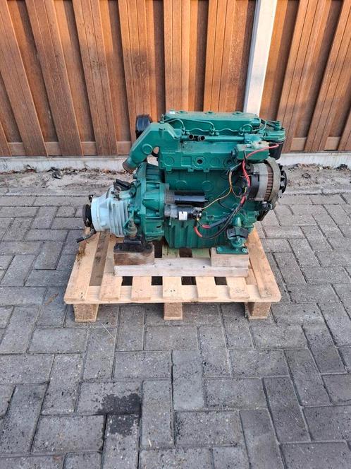 Volvo Penta 2003 scheepsmotor 30pk met keerkoppeling, Watersport en Boten, Bootonderdelen, Motor en Techniek, Nieuw, Zeilboot of Motorboot