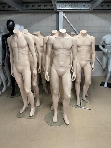 30 mooie headless herenpoppen slechts € 60,00 p.stuk beschikbaar voor biedingen