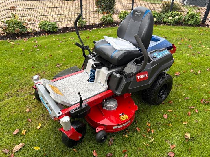 Toro eTimecutter eMR4275 (DEMO), Tuin en Terras, Zitmaaiers, Zo goed als nieuw, Ophalen