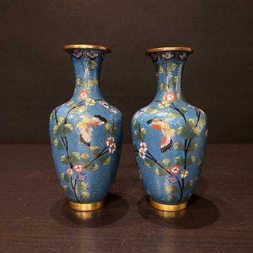 Vaas - Emaille, cloisonne - China - Qing Dynastie, Antiek en Kunst, Antiek | Overige Antiek