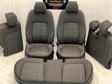 Ford Fiesta bekledingset stoelen compleet bj.2017 zwart beschikbaar voor biedingen