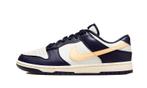 Nike Dunk Low From Nike To You Navy Vanilla - maat 44, Kleding | Dames, Verzenden, Nieuw, ["Nike","Nike Dunk"], Sneakers of Gympen