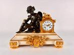 Figurale pendule - Antiek - Gepatineerd brons - 1850-1900