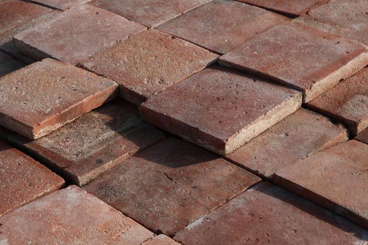 Oude boerenplavuizen | Antieke terracotta tegels | Estrikken, Doe-het-zelf en Verbouw, Vloerdelen en Plavuizen, 10 m² of meer