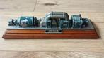 Tafelmiddenstuk - Stoomturbinemodel voor op bureau /, Antiek en Kunst