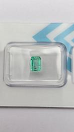 Zonder minimumprijs - 1 pcs Groen Smaragd - 0.90 ct -, Nieuw