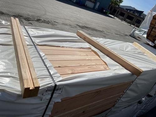Ca. 110x Douglas palen geschaafd, 90x90mm, lengte 300cm, Tuin en Terras, Palen, Balken en Planken